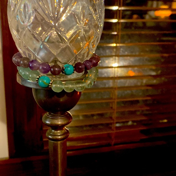 2 gemstone bracelets - Picture 3 of 8